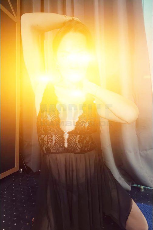 Honey Susie, 40, 166cm, 53kg, 75 B