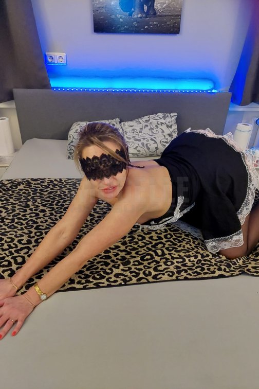 Michelle, 34, 170cm, 70kg, 85 C