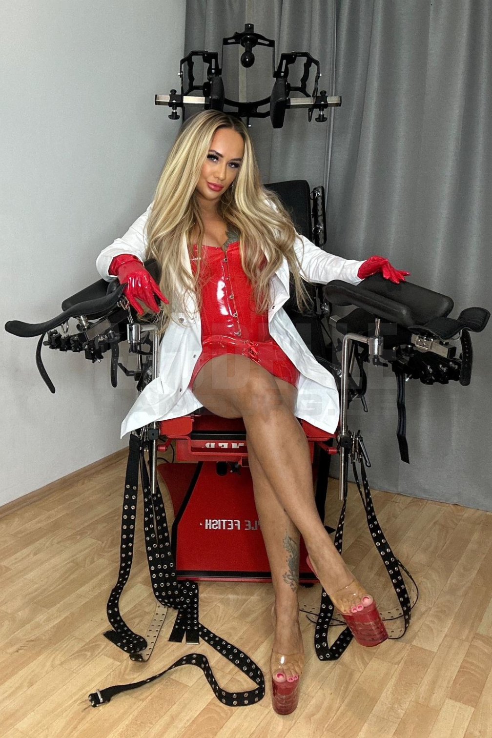 Lady Nic, 43, 168cm, 55kg, 75 D