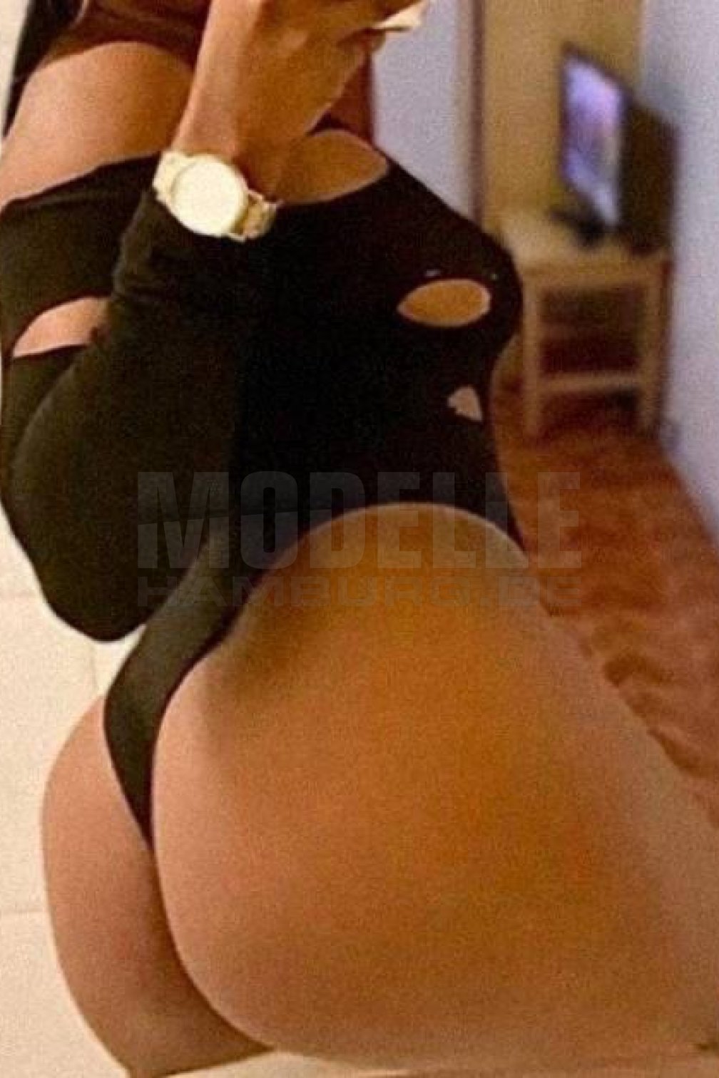 JANA  PARTY, 41, 165cm, 65kg, 100 D