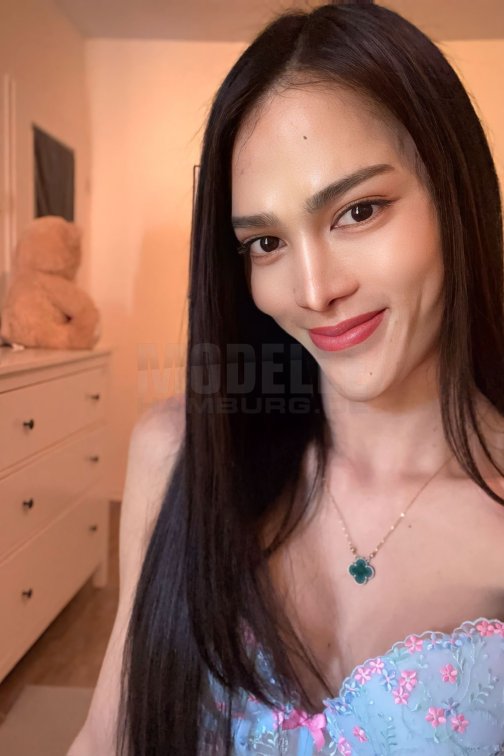 TS Nadia, 26, 169cm, 50kg, 75 B