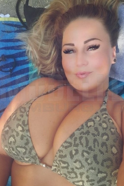 Melanie, 30, 170cm, 88kg, 110 DD