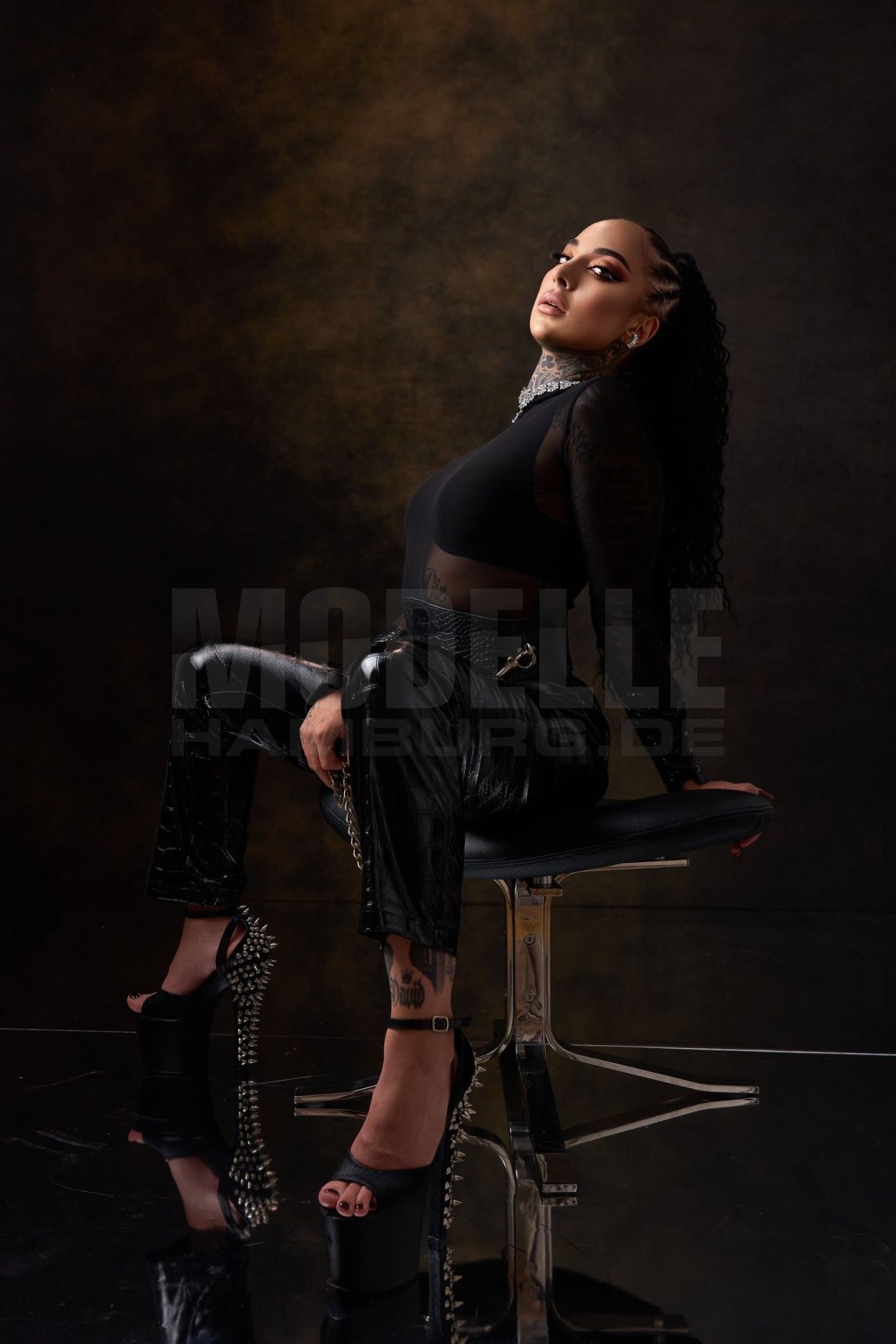 Lady Lestrange, 25, 164cm, 50kg, 75 C