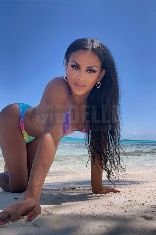 TS Camila Prada, 30, 168cm, 58kg, 75 B