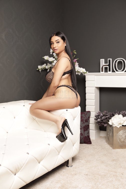 Karina Nur Eine Woche, 23, 158cm, 50kg, 75 D