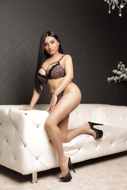 Karina Nur Eine Woche, 23, 158cm, 50kg, 75 D