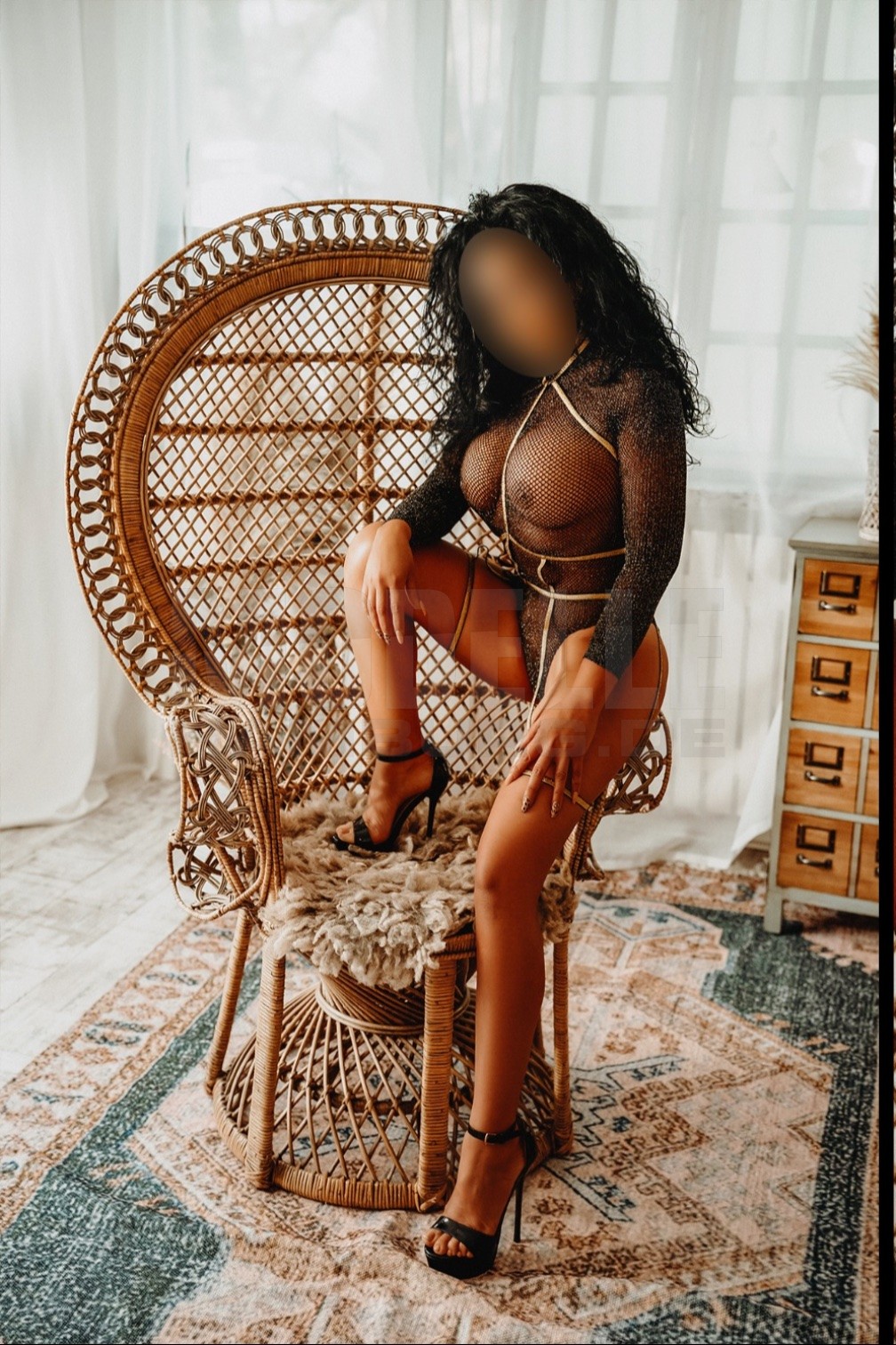 Sofia, 40, 165cm, 53kg, 80 C