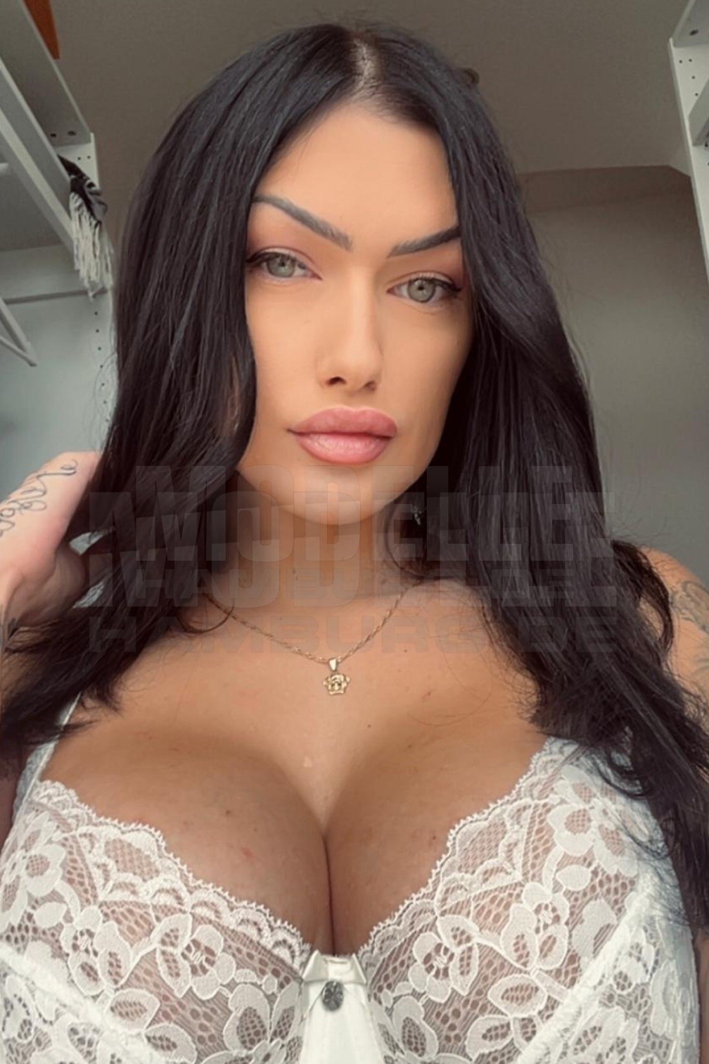 Deutsche Kira, 27, 174cm, 60kg, 75 G