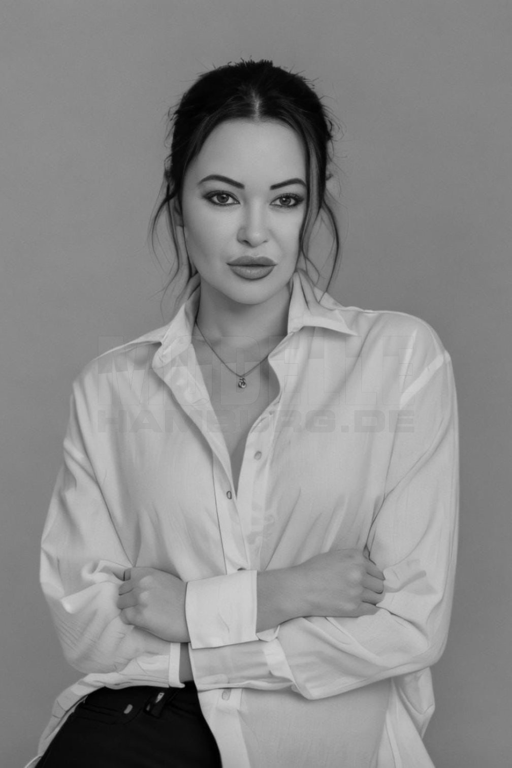 Sina Party, 31, 165cm, 52kg, 75 B