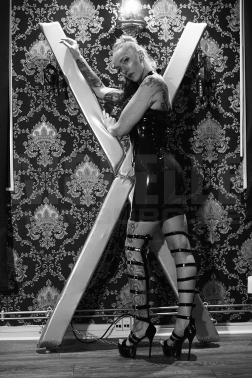 LADY DIANA, 35, 176cm, 63kg, 75 E