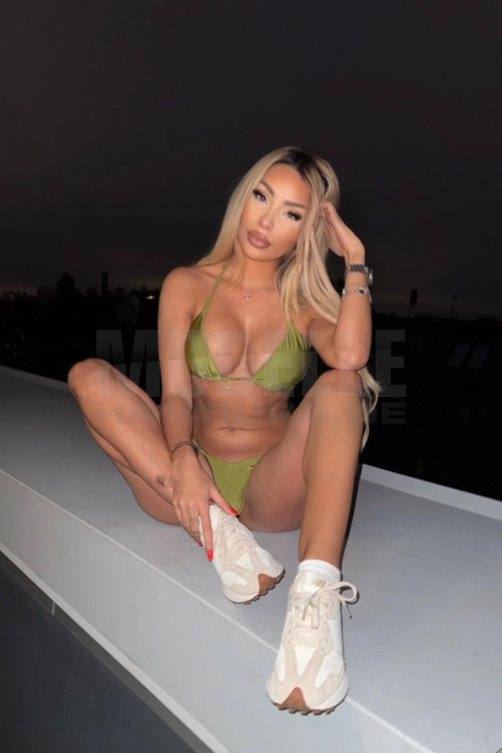 Amalia Porn, 23, 164cm, 58kg, 75 B