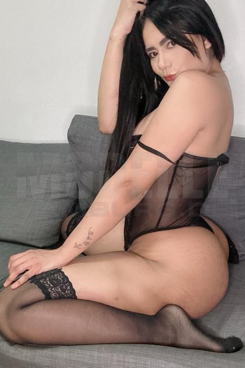 Tranny toy porno BBW anal jinsiy aloqa