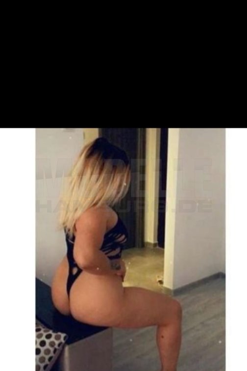 Karina party, 23, 162cm, 58kg, 70 C