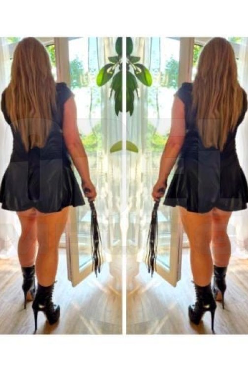 Kiki  -  1 mal, 44, 163cm, 80kg, 85 D