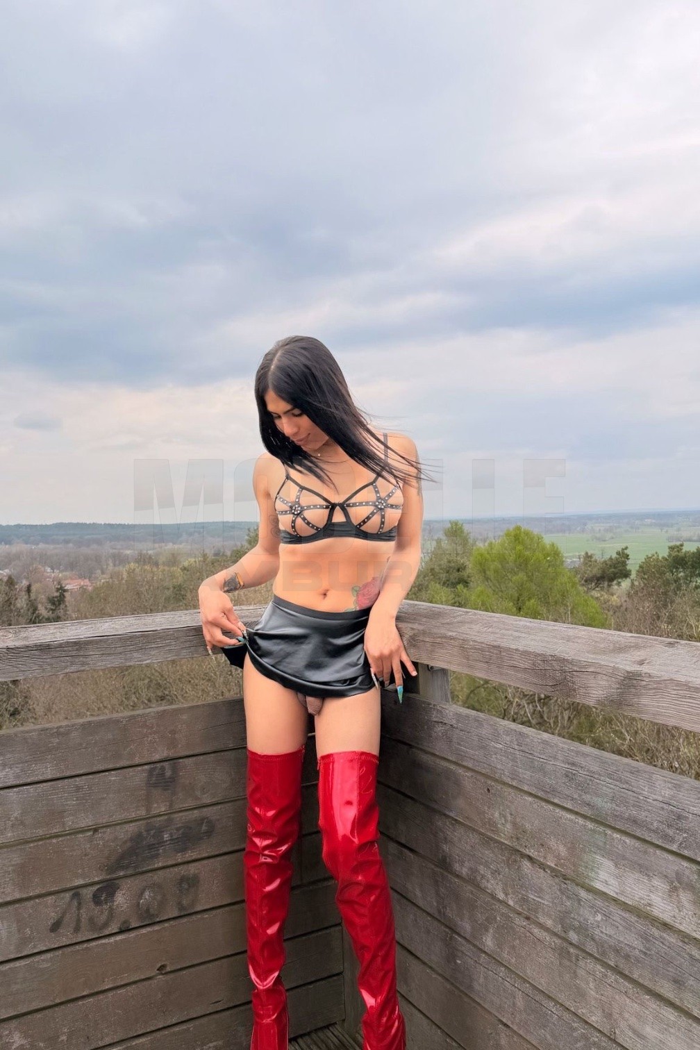 TS Georgina Fox, 24, 172cm, 63kg, 70 C