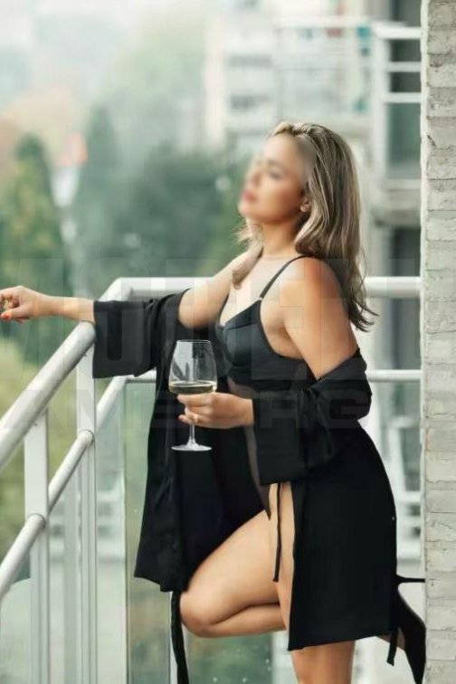 Anastasia, 27, 167cm, 61kg, 75 C