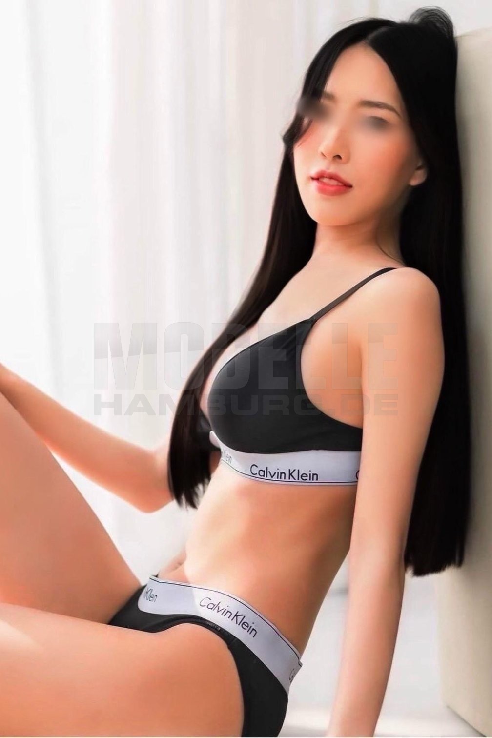 Ploy, 30, 158cm, 45kg, 75 C