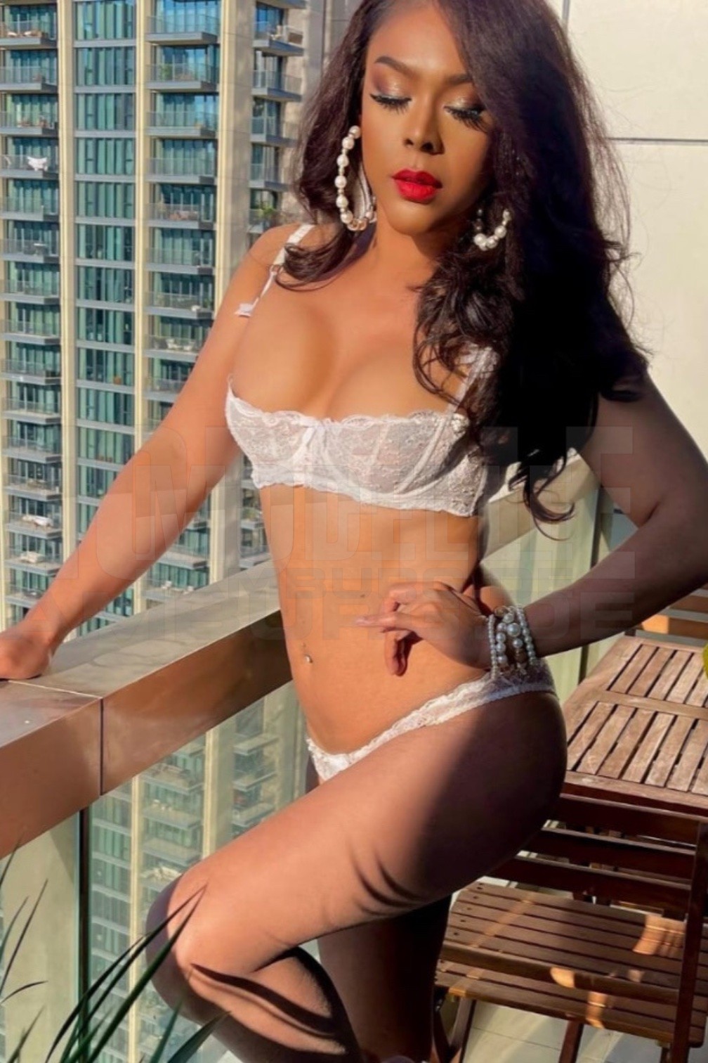 Ts Anggun, 40, 167cm, 58kg, 75 B