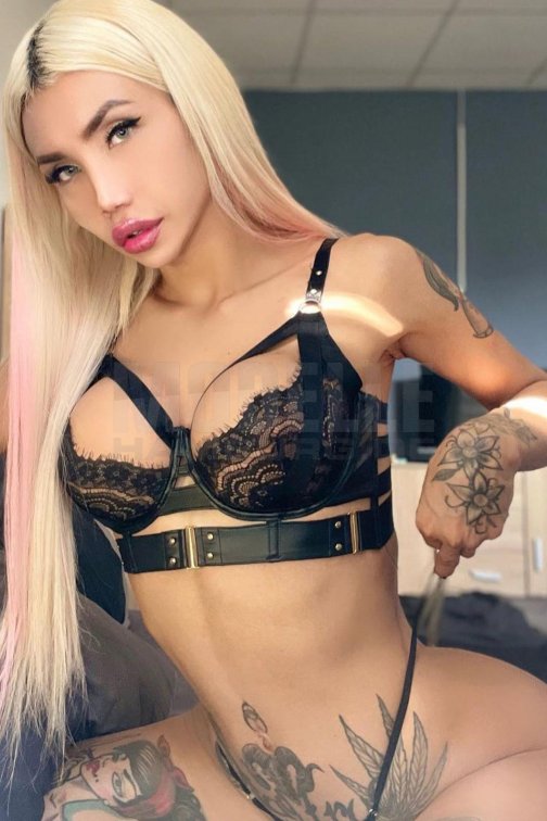 Yvonny Escobar, 25, 169cm, 61kg, 70 C