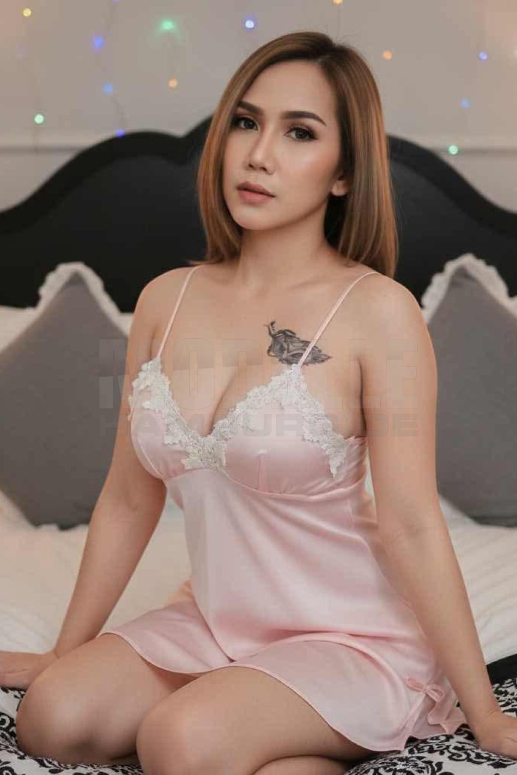 Cara, 29, 162cm, 54kg, 75 DD