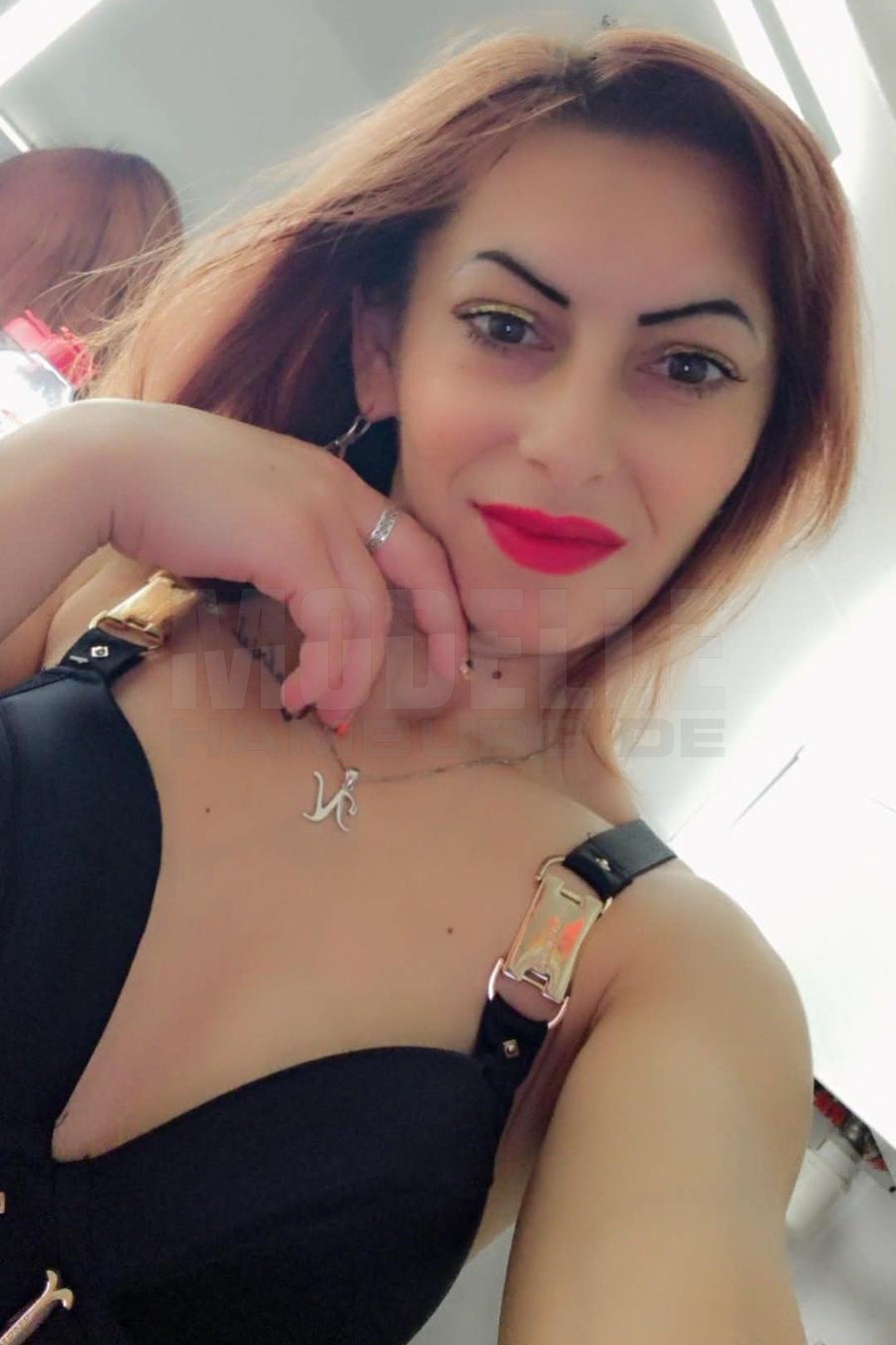 Nora, 26, 153cm, 43kg, 70 A