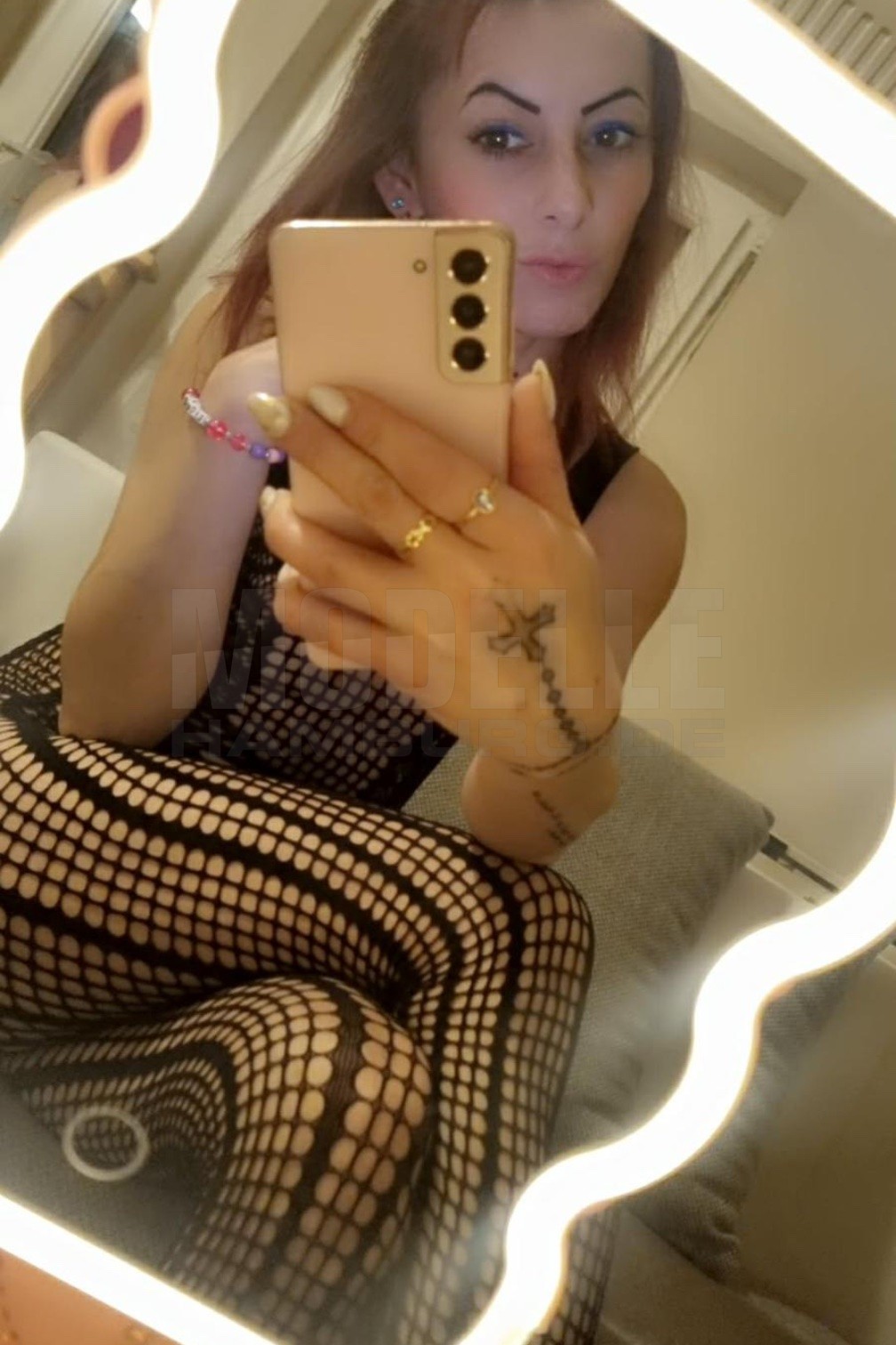 Nora, 26, 153cm, 43kg, 70 A