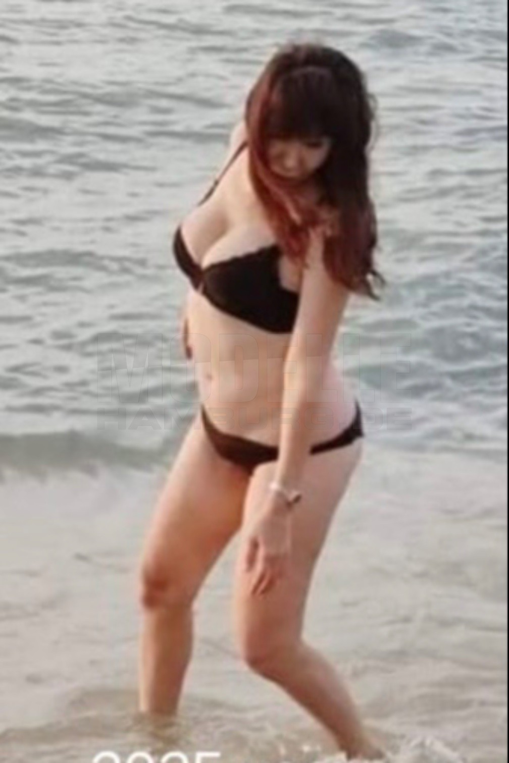 Vivian Chan, 44, 170cm, 62kg, 85 B