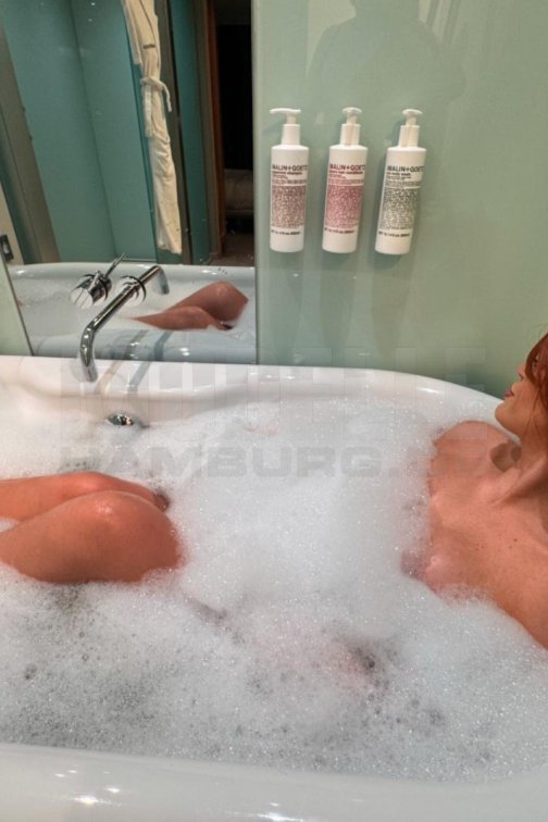 Anays Party, 19, 177cm, 56kg, 80 B