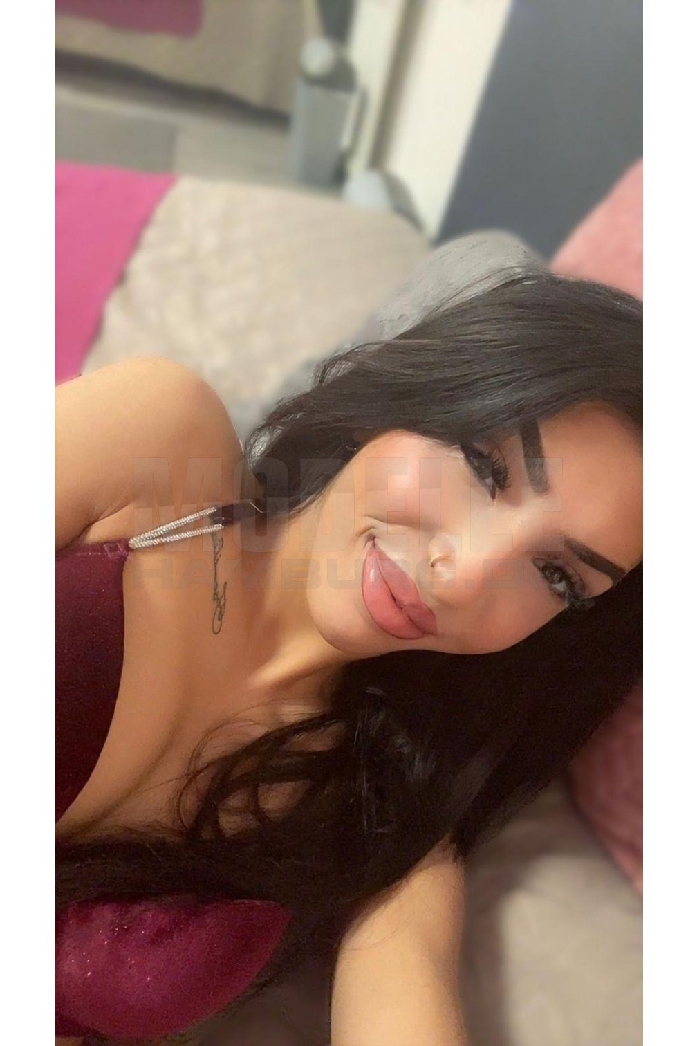 Laila, 24, 162cm, 48kg, 75 B