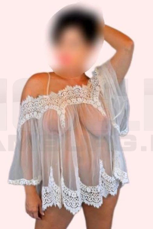 Anitta massage, 52, 172cm, 82kg, 80 D