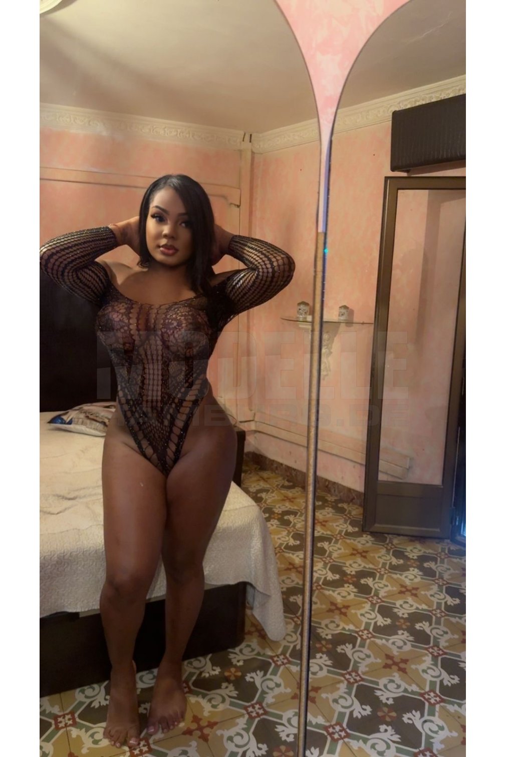 TS BRITTANY, 22, 180cm, 85kg, 75 A