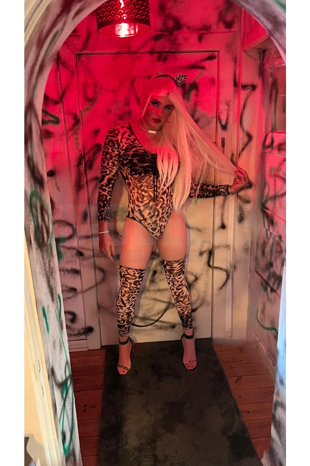 Solange, 26, 169cm, 68kg, 80 B