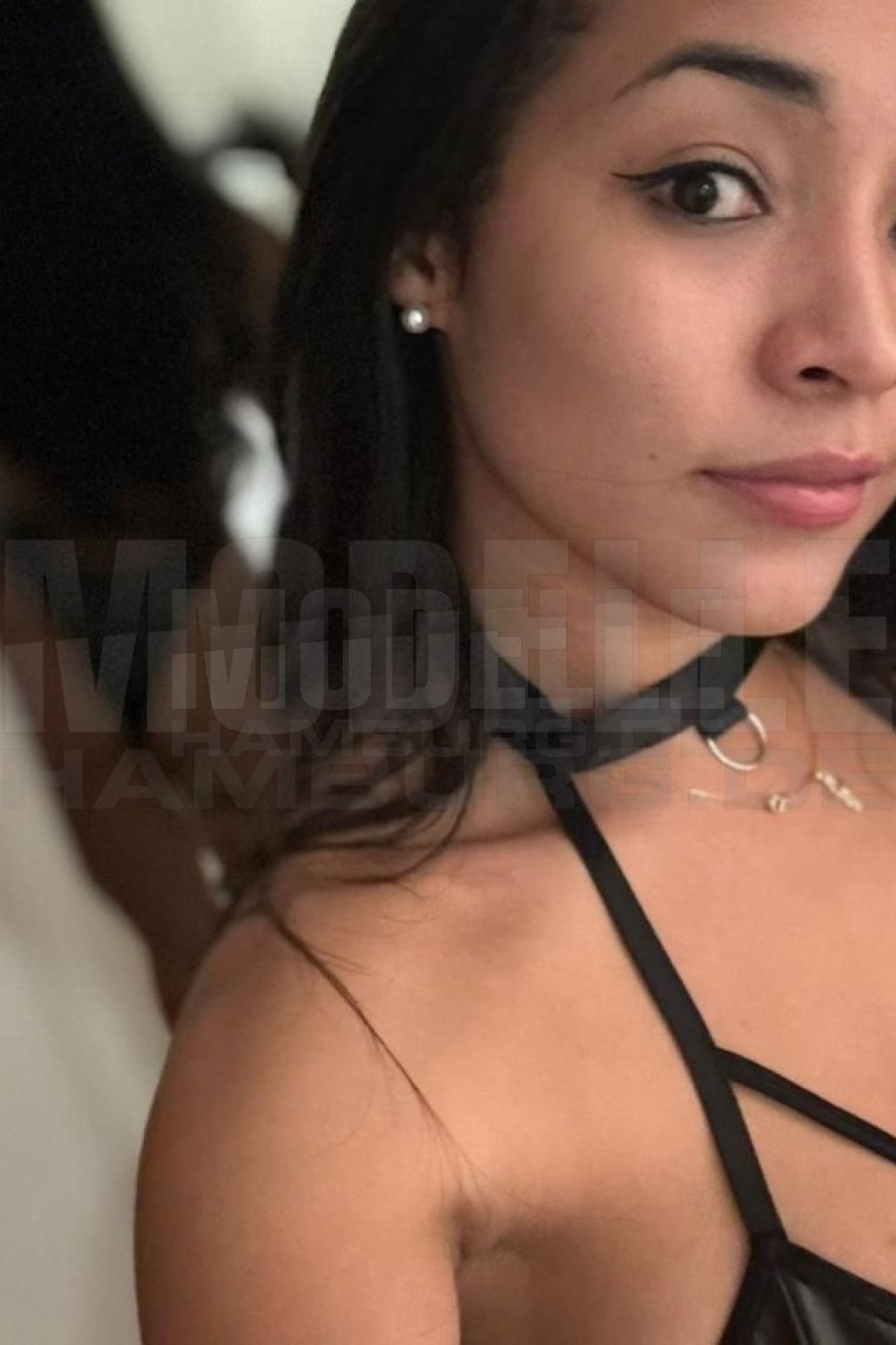 Mia, 25, 163cm, 62kg, 70 C