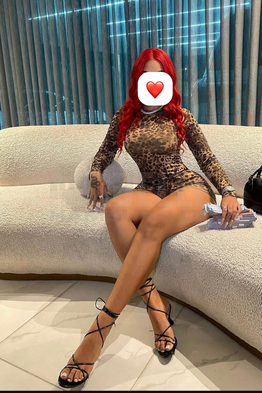 Camilla Party, 29, 164cm, 60kg, 80 C