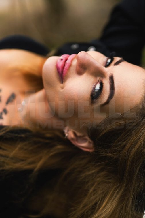 Jojo, 36, 168cm, 75kg, 85 C