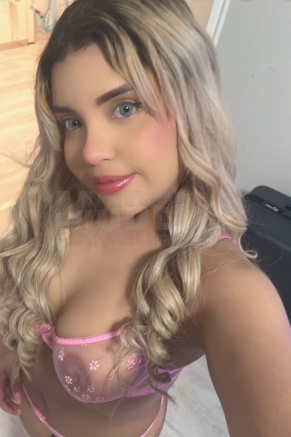 Sofia Party, 23, 160cm, 60kg, 75 C