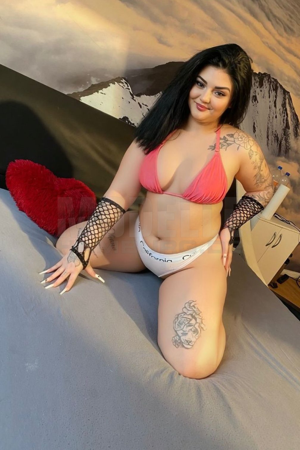 Aylin, 19, 160cm, 50kg, 75 B