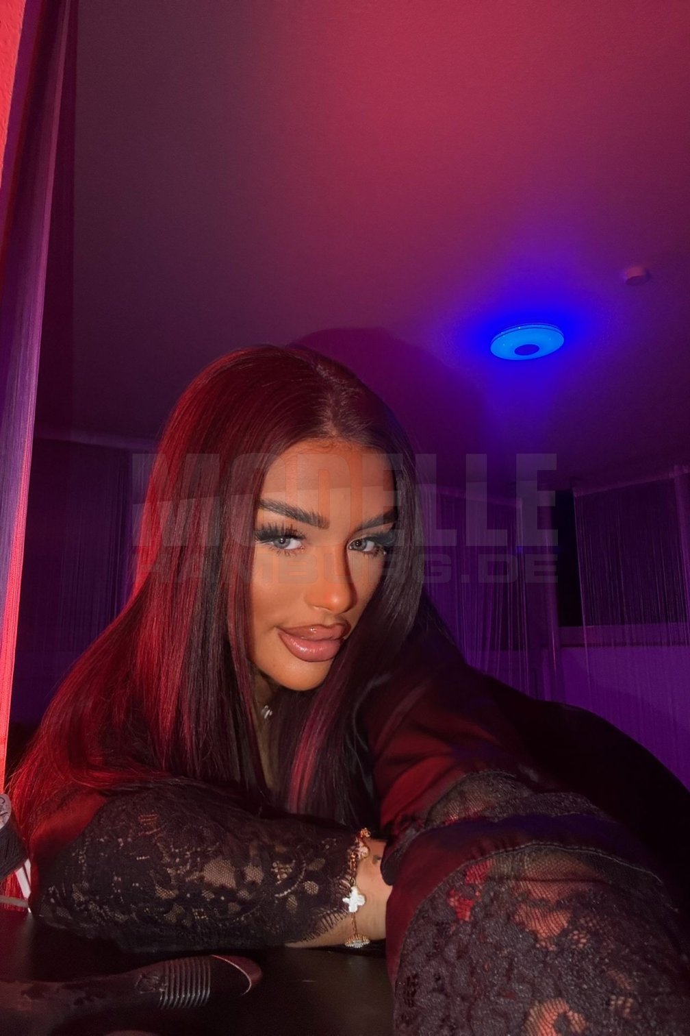 Amalia Deluxe Party, 21, 158cm, 55kg, 70 C