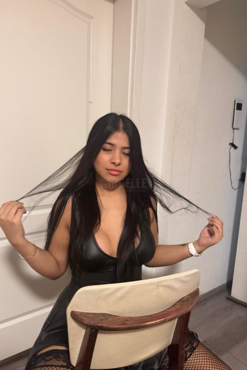 Sabrina, 20, 170cm, 60kg, 75 B