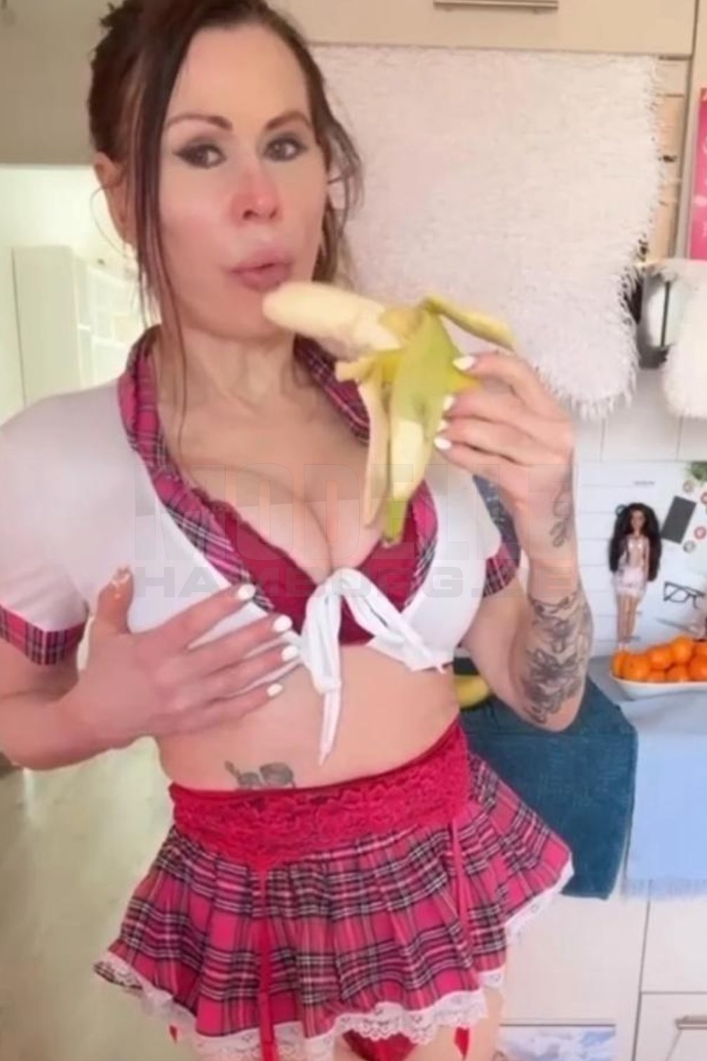 Jasmin, 35, 175cm, 59kg, 75 F