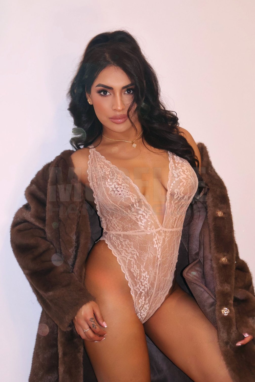 Karina Santana, 23, 165cm, 53kg, 75 B