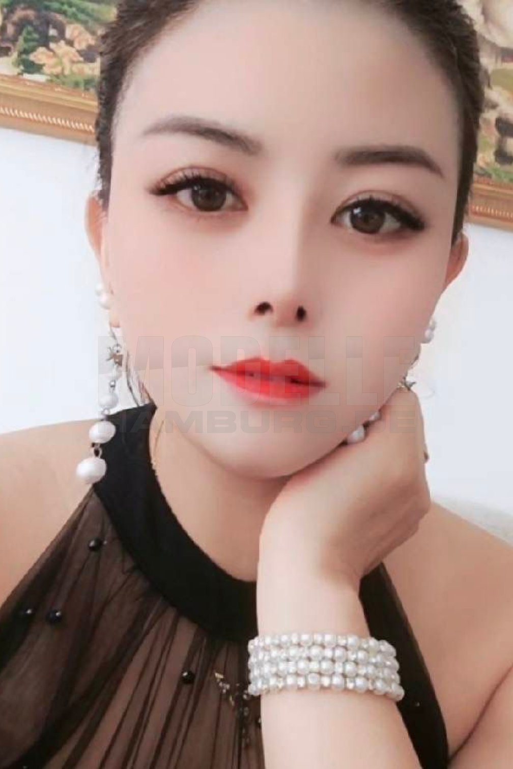 Ecco, 29, 160cm, 57kg, 75 D