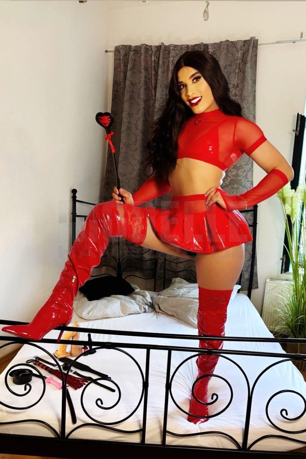 Ts Patricia Ofarre, 25, 173cm, 63kg, 70 C