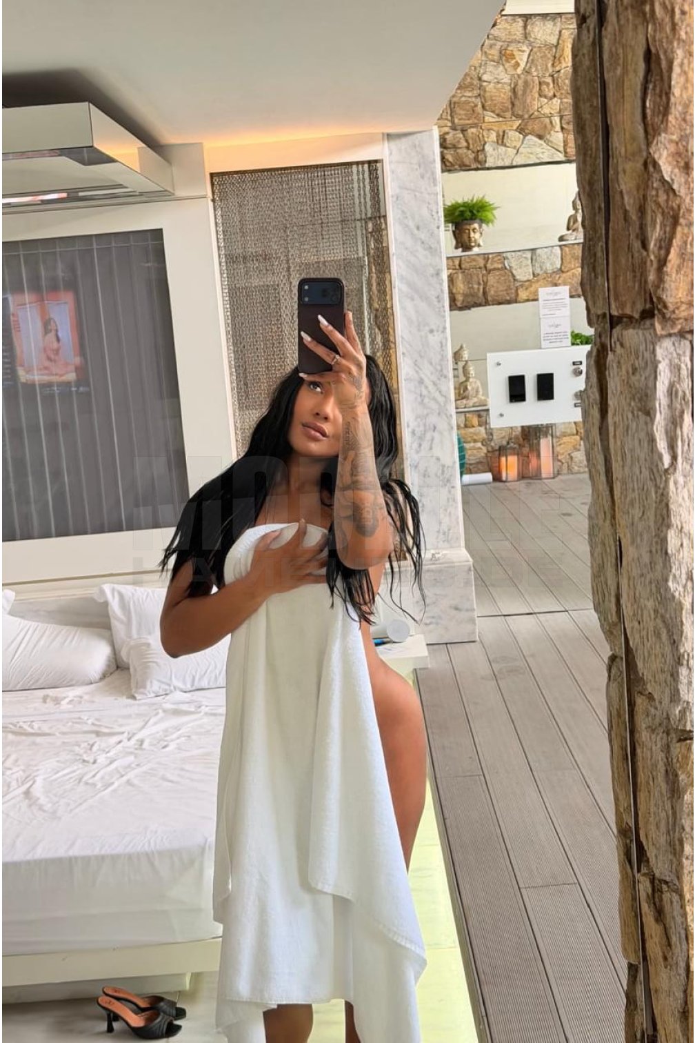 Sarah Cash, 24, 167cm, 69kg, 75 D