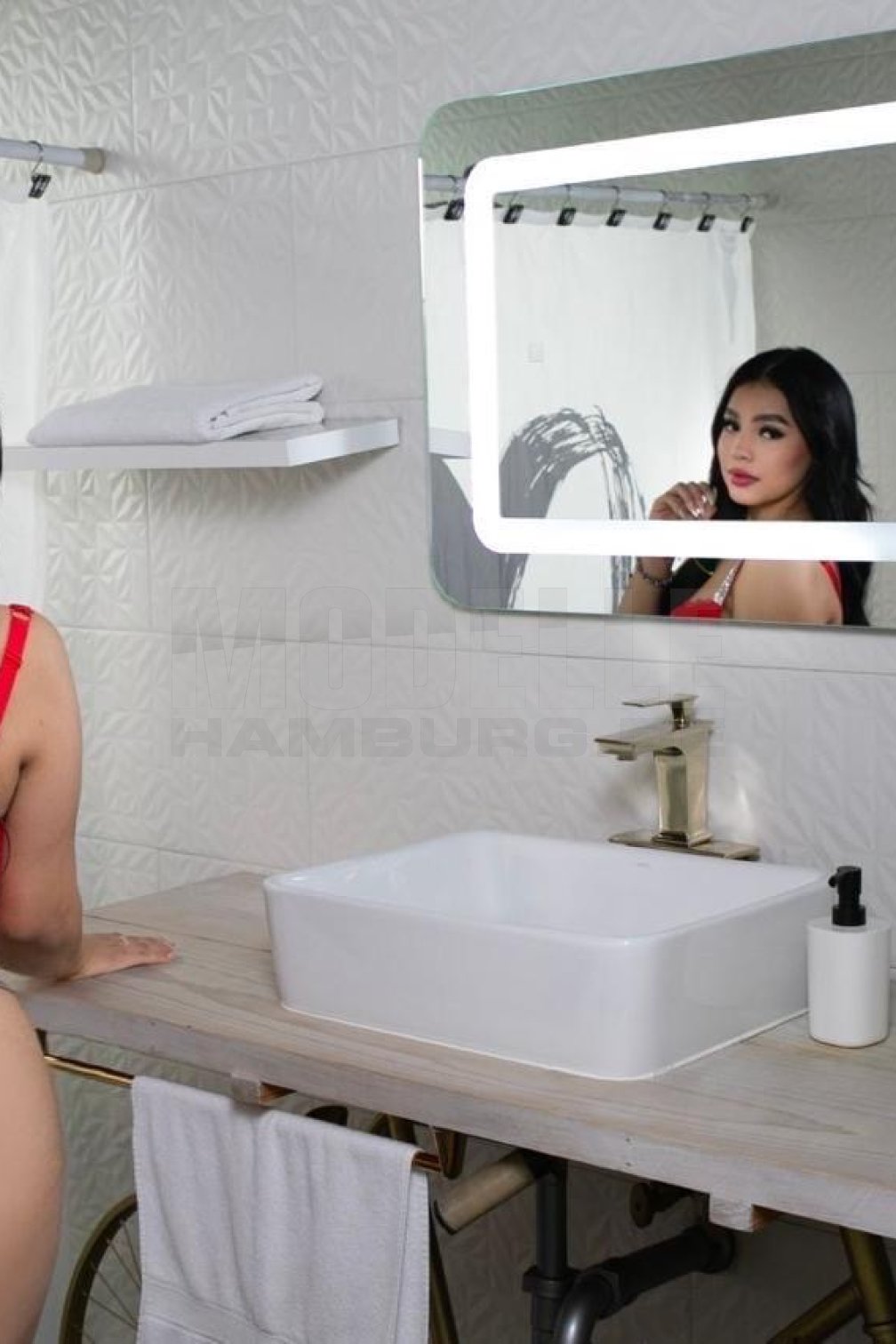 Valeria, 23, 162cm, 61kg, 75 C