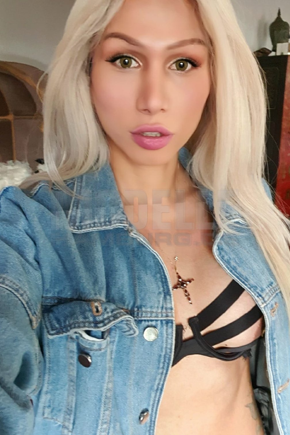 TS-Alexia, 27, 170cm, 55kg, 80 D