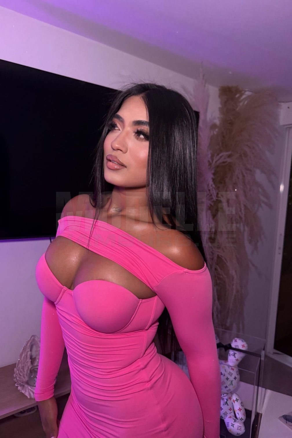 Mariana, 23, 165cm, 65kg, 75 D