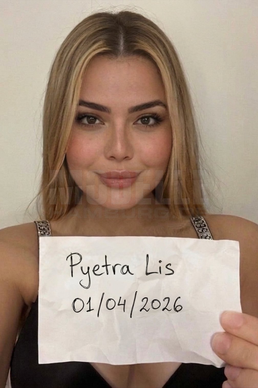 PYETRA LETZTE WOCHE, 22, 167cm, 65kg, 80 C