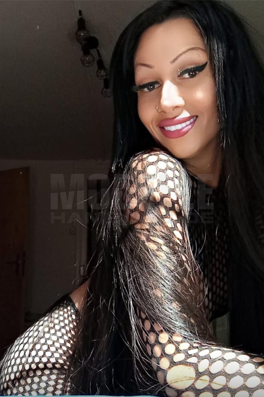 Melissa, 27, 165cm, 50kg, 70 B