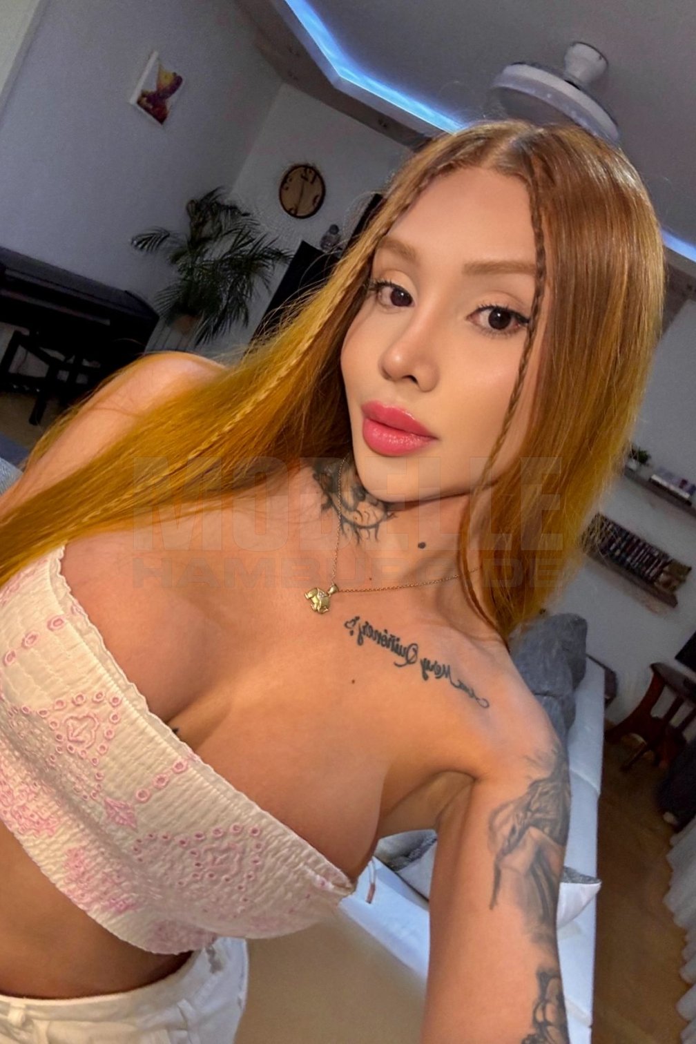 Sophimelxox, 21, 165cm, 64kg, 75 D